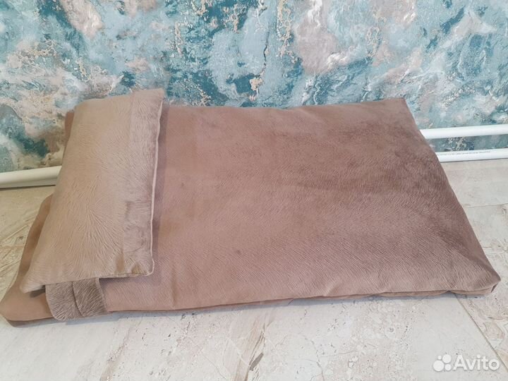 Лежанка для собак