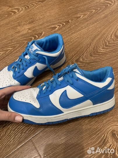 Кроссовки nike 37