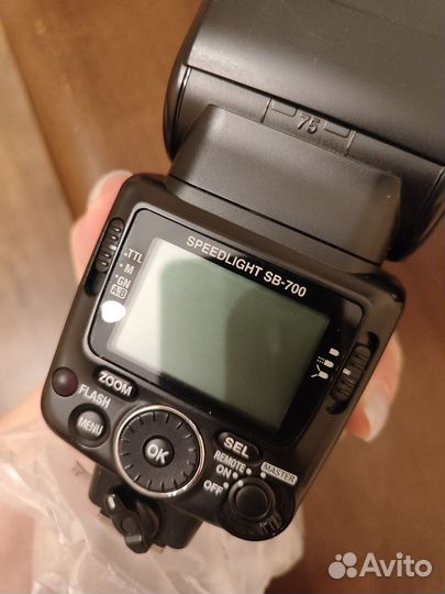 Вспышка Nikon Speedlight sb 700