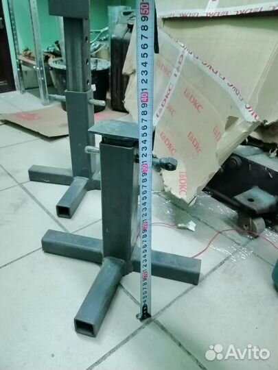 Подставка опорная, стойка ремонтная