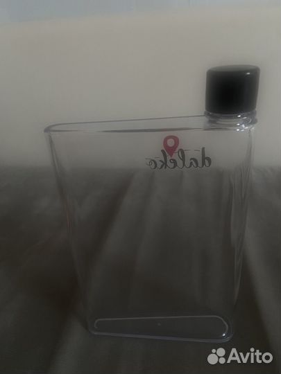 Бутылка для воды в форме книги