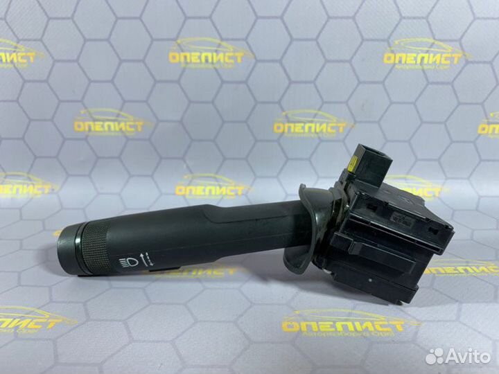 Переключатель поворотов Opel Astra J