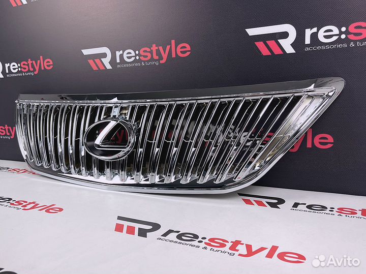 Решетка радиатора RX330 / RX350 03-09г