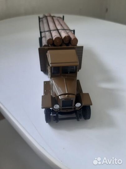 Модель зис-5В лесовоз