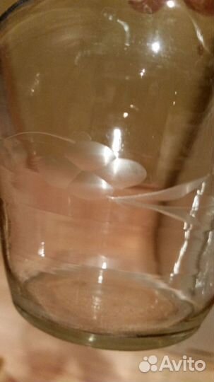 Графин и рюмка