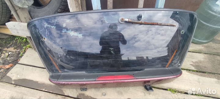 Стекло заднее Honda Orthia