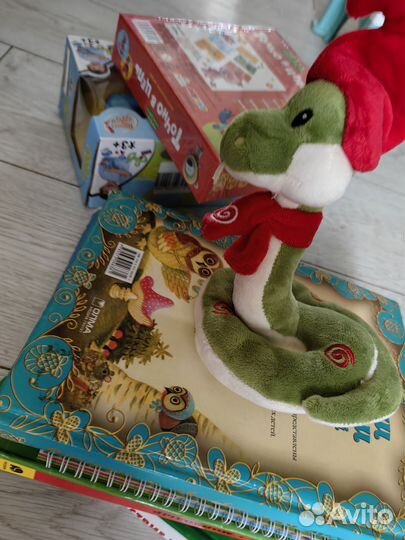 Книги и игры для Юлии