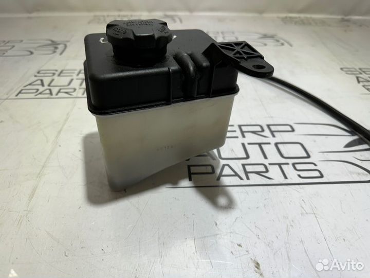 Бачок расширительный Kia Soul AM G4FC 2009