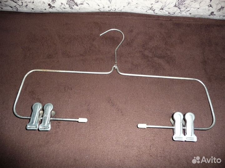 Вешалки разные