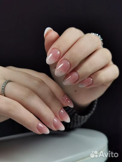 Маникюр и педикюр