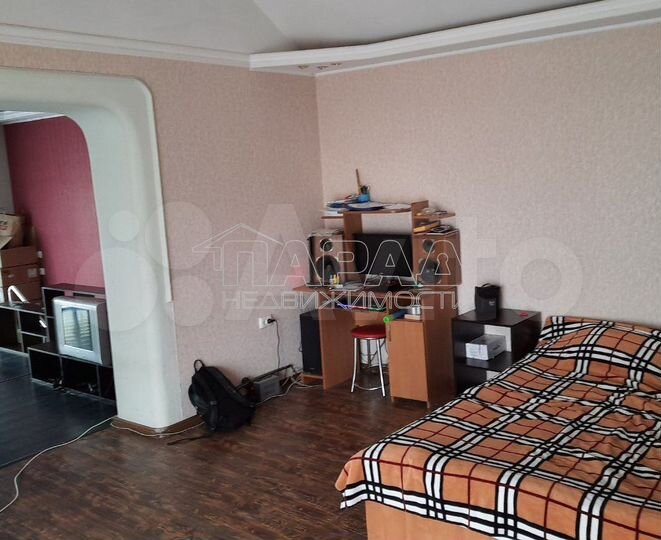 Дом 200 м² на участке 4,6 сот.