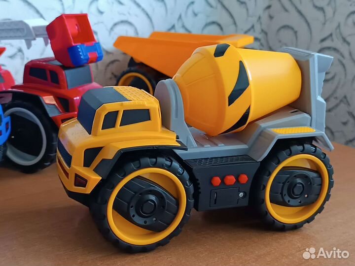 Машинки mobicaro