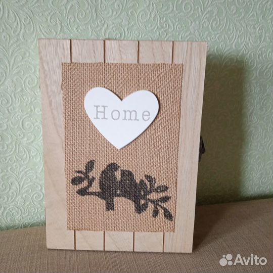 Ключница настенная