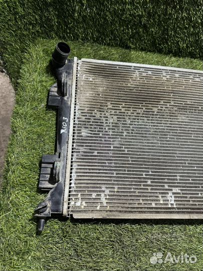 Радиатор охлаждения Kia Rio 3