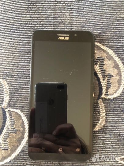 Телефон asus