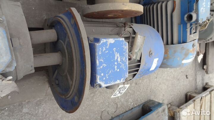 Электродвигатель 7 кВт 700 об мин