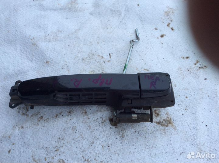 Ручка передняя правая toyota auris 150 E15