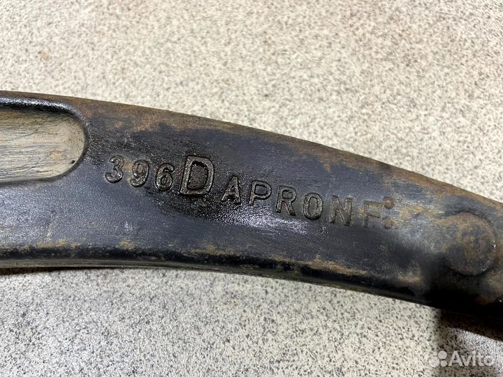 Рычаг передний левый Peugeot 307