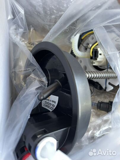 Топливный насос в сборе с датчиком A2C87255401Z