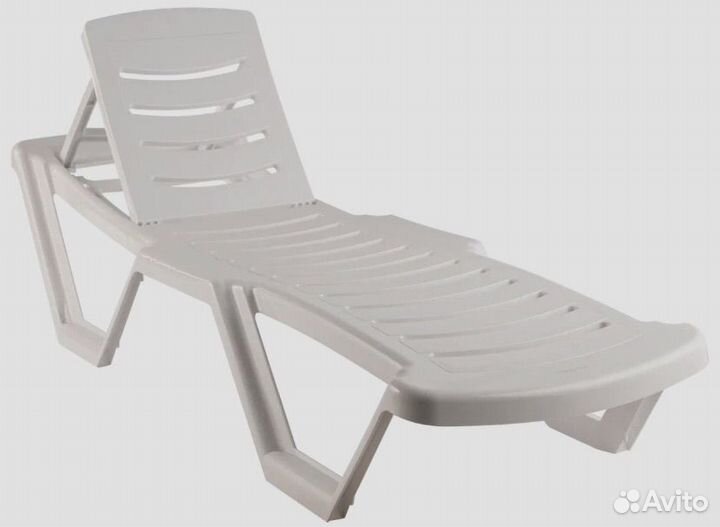 Шезлонг лежак пластиковый