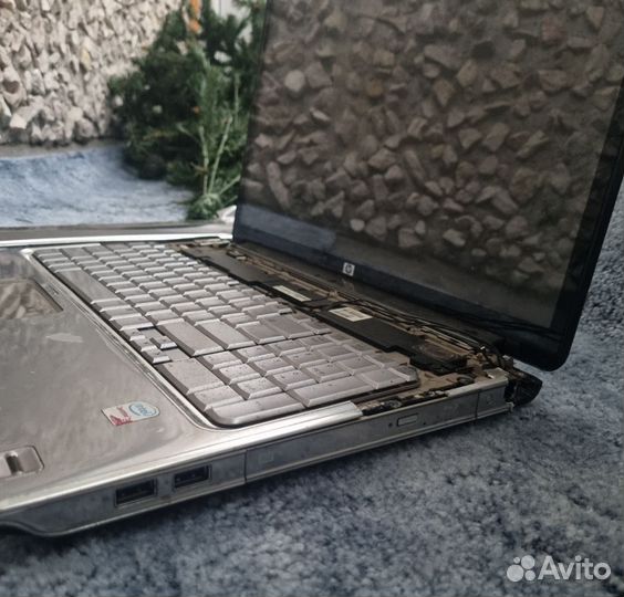 Ноутбук HP DV7-1050er