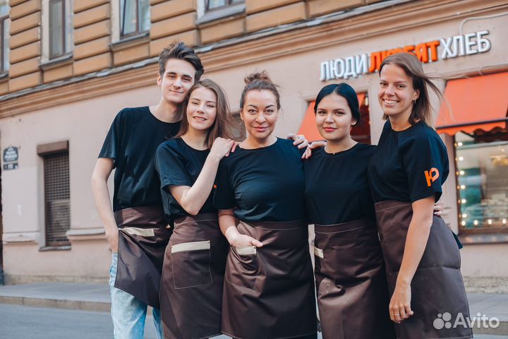 Продавец(м.Площадь Ленина)