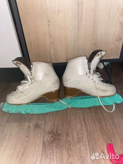 Коньки для фигурного катания профессиональные 37