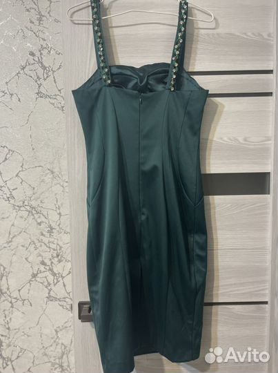 Вечернее платье 42 44 зеленое