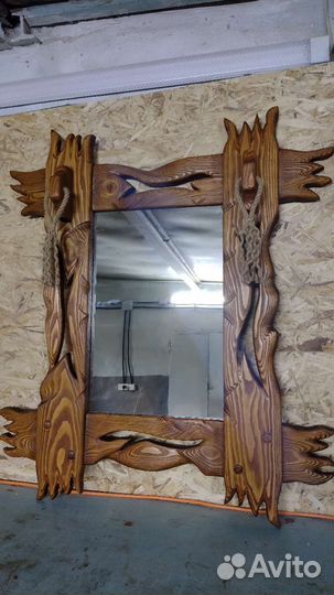 Зеркало из массива дерева ручной работы