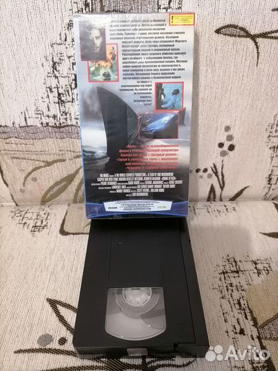 Видеокассеты с зарубежными фильмами (лицензия)