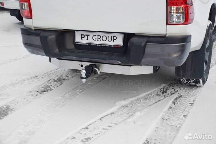 Фаркоп на Toyota Hilux. 2015 - н.в