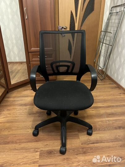 Компьютерный стул