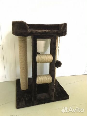 Когтеточка с лесенкой и лежанкой