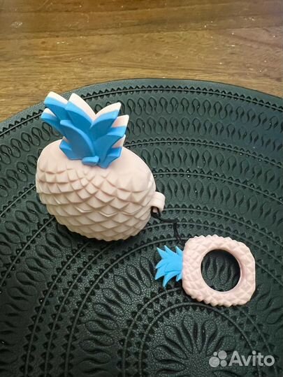 Чехол силиконовый на AirPods