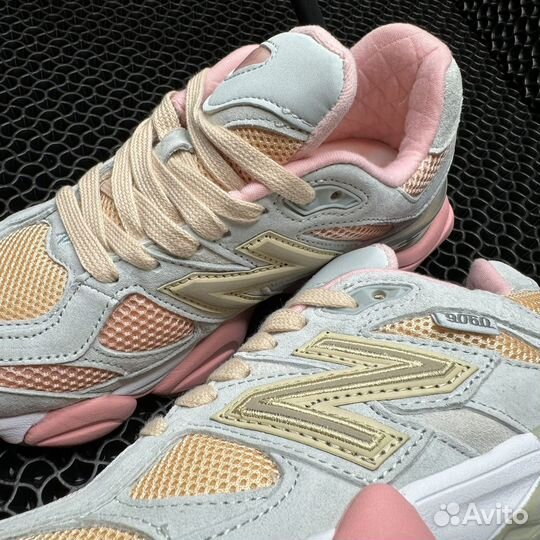 Кроссовки new balance 9060 pink