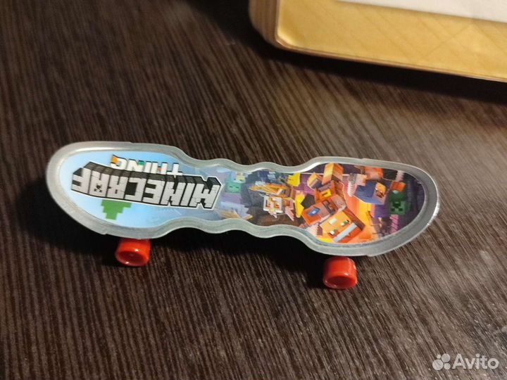 Игрушечный Скейт
