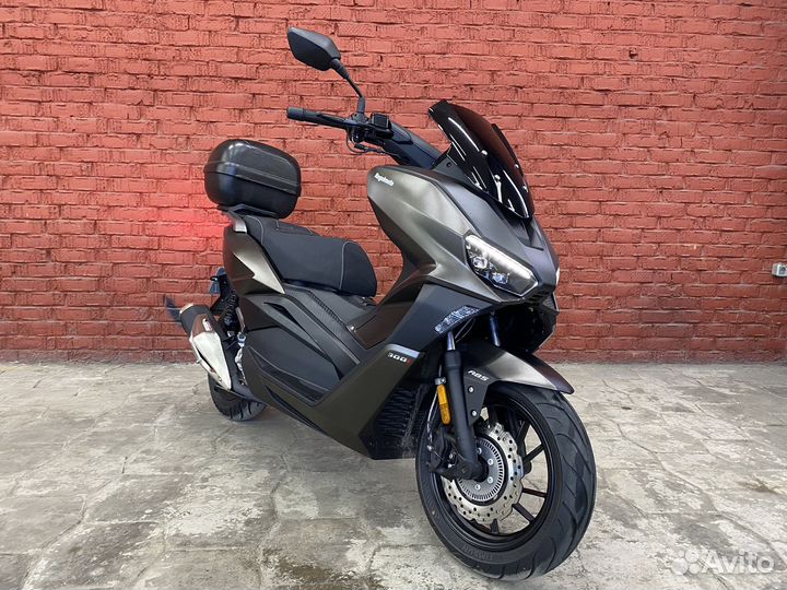 Скутер regulmoto element 300 ABS