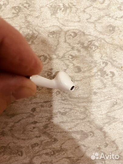 Кейс с левыми наушником Оригинал AirPods 2