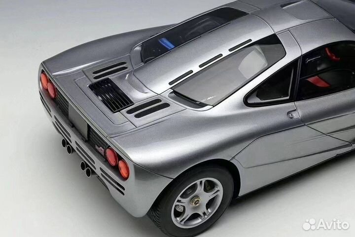 Предзаказ на Makeup McLaren F1 (EML073A) 1:18