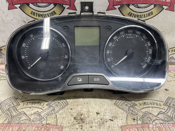 Приборная панель Шкода Фабия 2