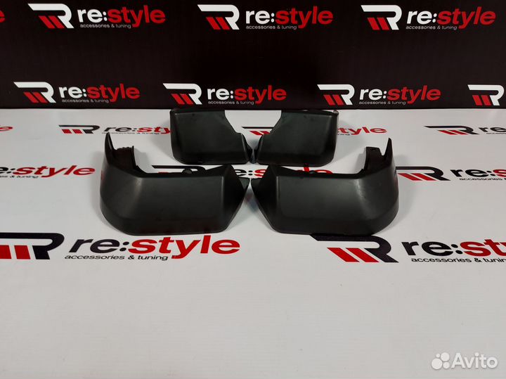 Брызговики Honda Fit с 2014 R974