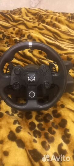 Игровой руль с педалями и коробкой передач