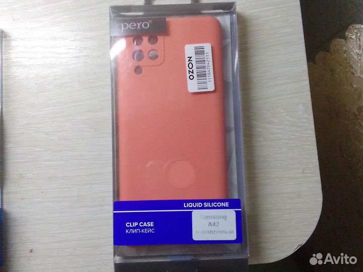 Чехлы на телефоны