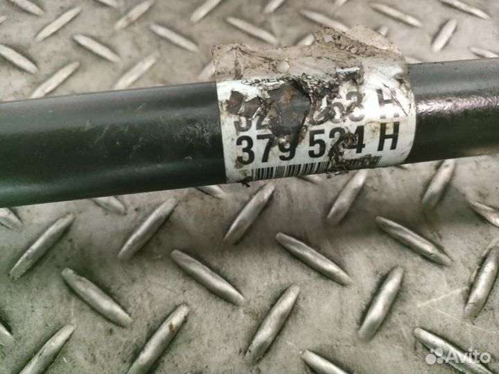 Привод задний Mercedes-Benz R-Class W251