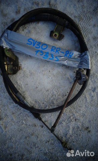 Тросик ручника правый Toyota Camry SV30 4S-FE