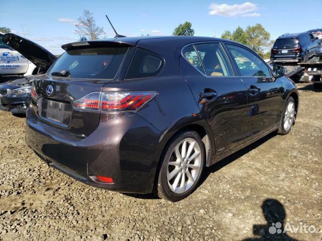 В разборе Lexus CT 2012 год