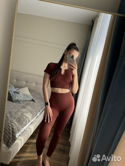 Костюм спортивный леггинсы + топ