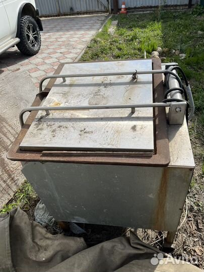 Сковорода электрическая опрокидывающаяся