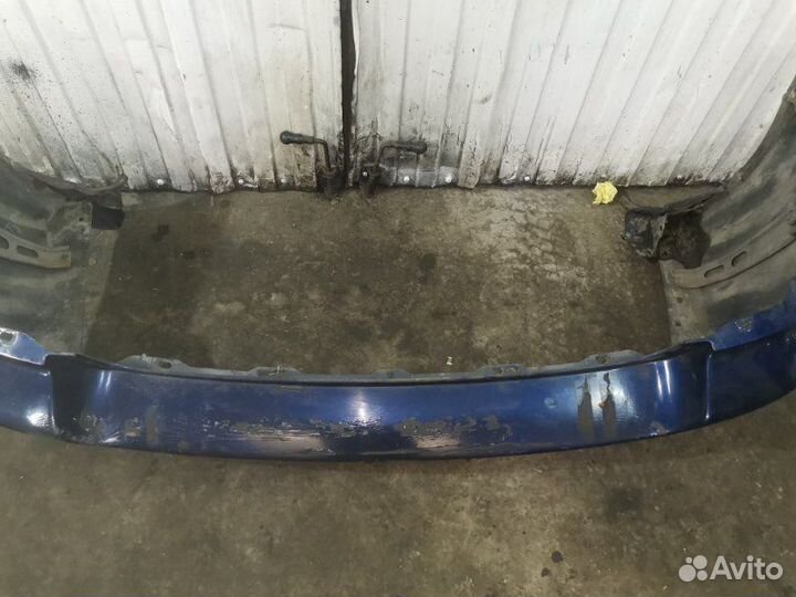 Бампер задний Subaru Forester SG5 EJ20 2004