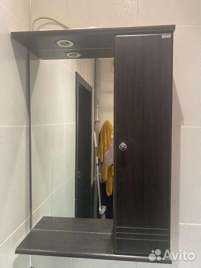 Раковина с тумбой